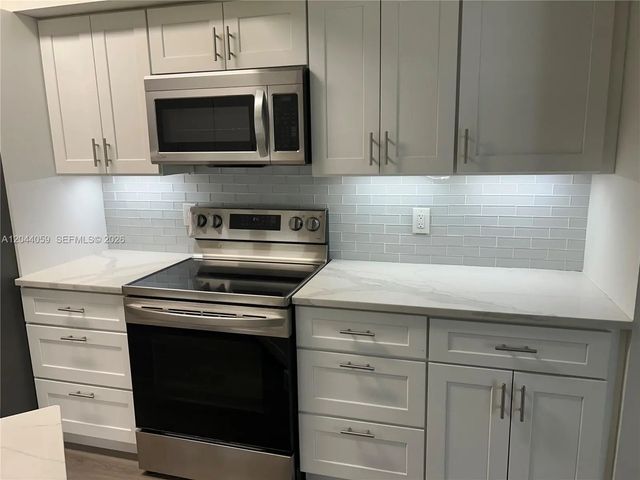 2 of 28 - 3225 Ne 184th Street #10106, Aventura, FL