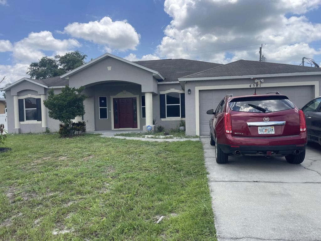 4581 Sw Floral Street, Port St. Lucie