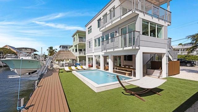 704 Grouper Lane, Key Largo