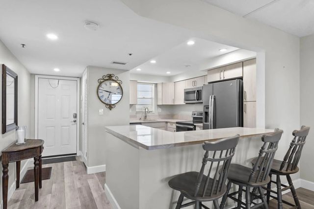 5 of 28 - 3150 W Rolling Hills Circle #704, Davie, FL