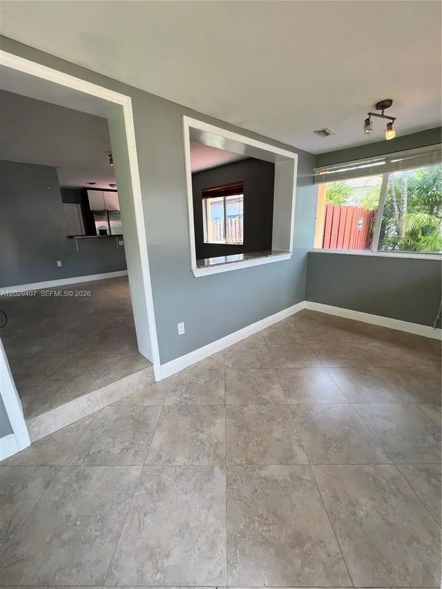 3 of 22 - 2502 Dewey Street, Hollywood, FL