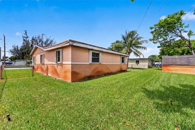 5 of 26 - 2915 Nw 206th Street, Miami Gardens, FL