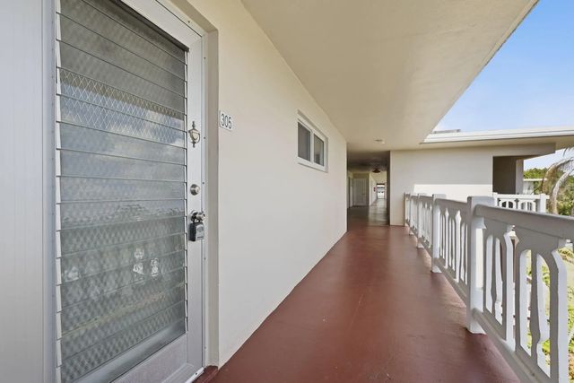 3 of 24 - 2606 Garden Drive S #305, Lake Worth, FL
