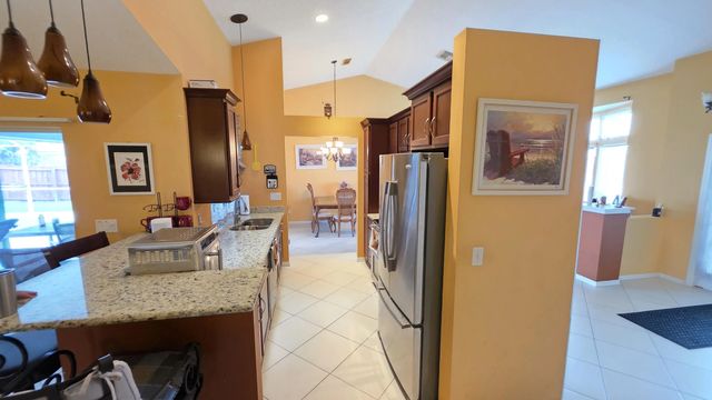 4 of 27 - 1844 Sw Breezeway Street, Port St. Lucie, FL