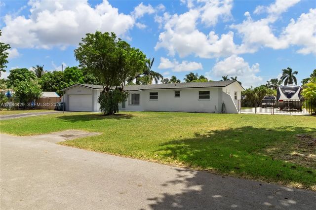 4 of 37 - 29925 Sw 168th Court, Homestead, FL
