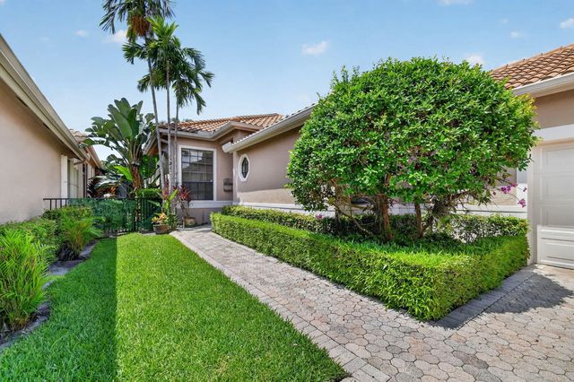 4 of 74 - 4548 Barclay Fair Way, Lake Worth, FL