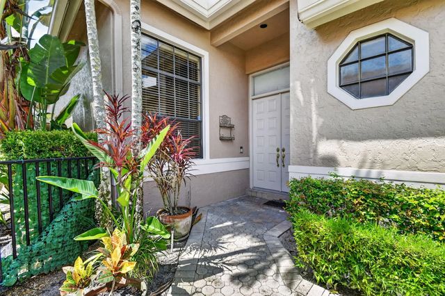 5 of 74 - 4548 Barclay Fair Way, Lake Worth, FL