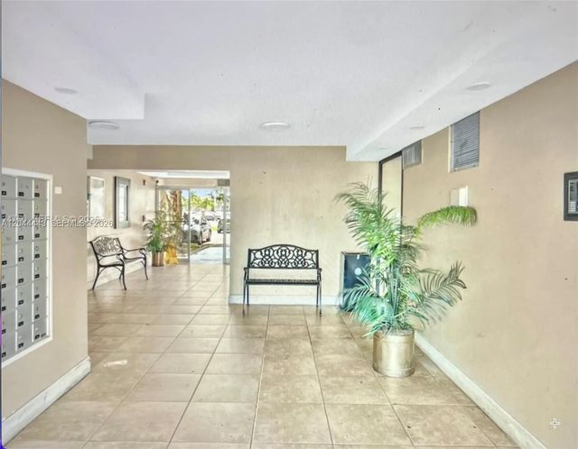 4 of 20 - 1780 Ne 191st Street #704-2, Miami, FL