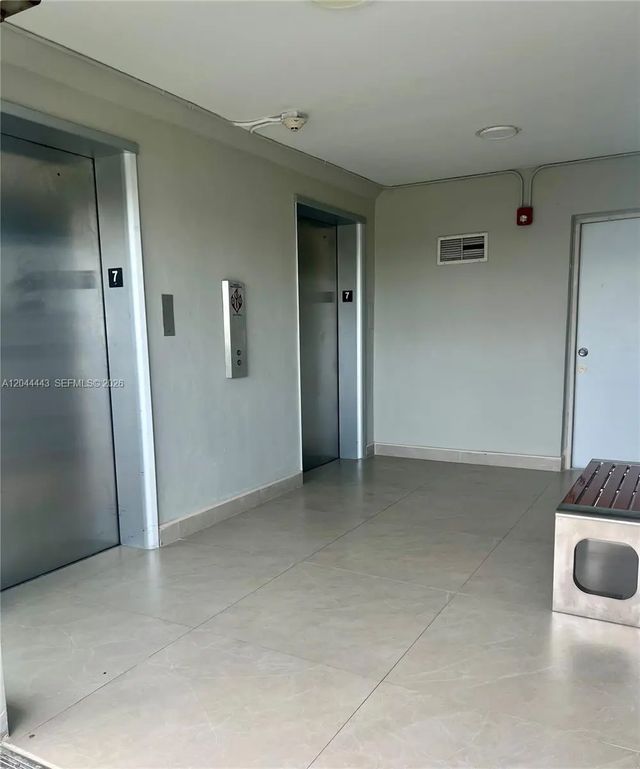 5 of 20 - 1780 Ne 191st Street #704-2, Miami, FL
