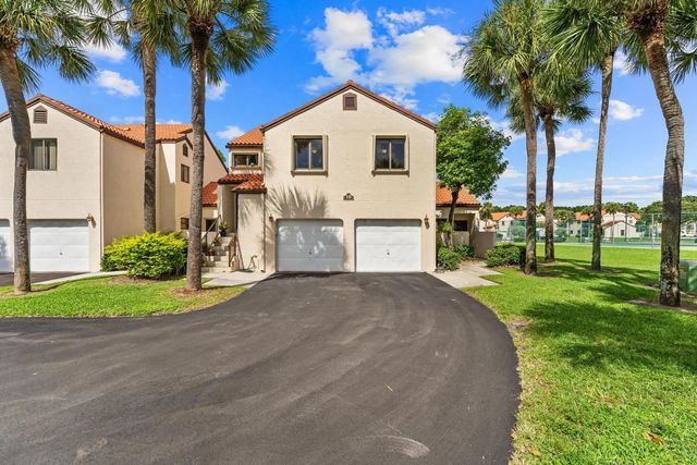 2 of 32 - 18 Vía De Casas Sur #205, Boynton Beach, FL