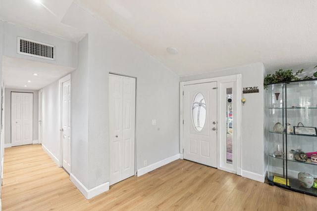 3872 Mackinac Road, Lake Worth