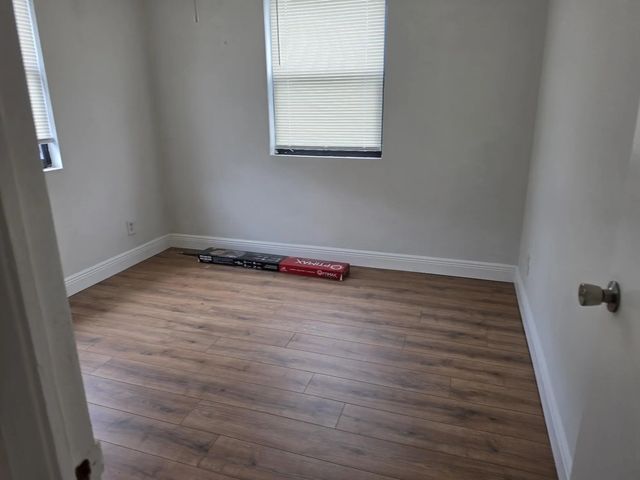 3 of 4 - 3110 Avenue F, West Palm Beach, FL