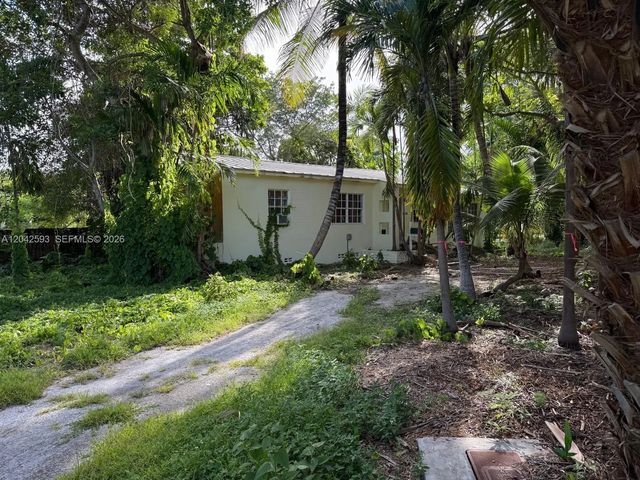 4 of 6 - 6600 Sw 64th Court, South Miami, FL