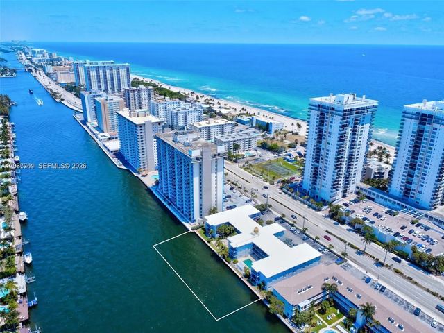 2200 S Ocean Drive #n112, Hollywood