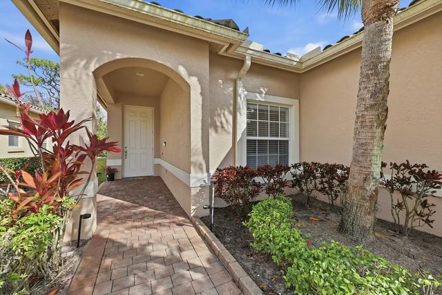 2 of 54 - 362 Nw Granville Street, Port St. Lucie, FL