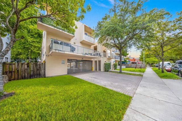 2 of 14 - 1553 Sw 2nd Street, Miami, FL