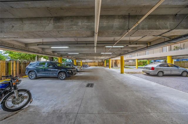 4 of 14 - 1553 Sw 2nd Street, Miami, FL