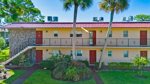 1975 Sw Palm City Road #g, Stuart