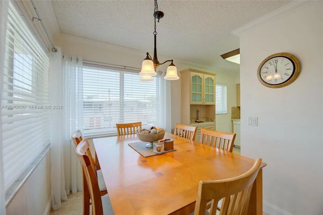 3 of 27 - 920 Sw 10th Terrace #12r, Hallandale Beach, FL