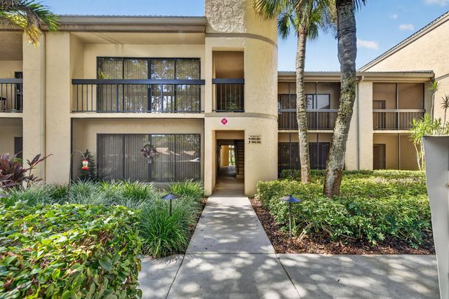 5 of 57 - 9460 Meadowood Drive #104, Fort Pierce, FL