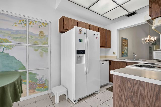 4 of 35 - 3924 San Anselmo  Drive #b, Lake Worth, FL