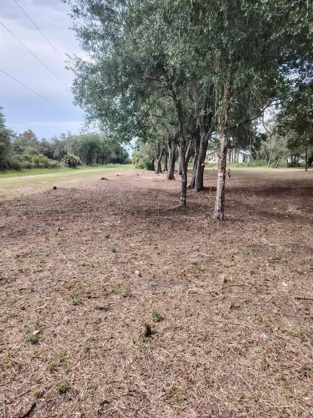 4 of 5 - 175 Avenida Del Club, Clewiston, FL