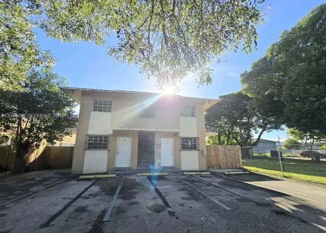 2 of 60 - 2835 Nw 22nd Avenue, Miami, FL