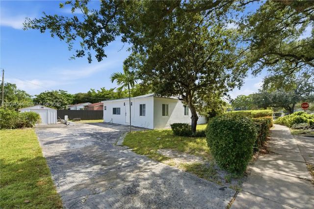 3 of 47 - 12475 Nw 10th Avenue, North Miami, FL