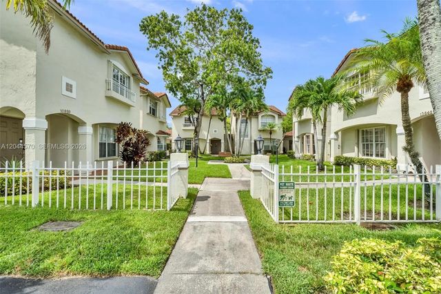3 of 43 - 10857 Nw 8th Street, Pembroke Pines, FL