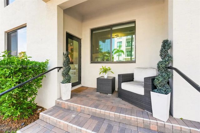 5 of 45 - 8167 Nw 41st Street #e-101, Doral, FL