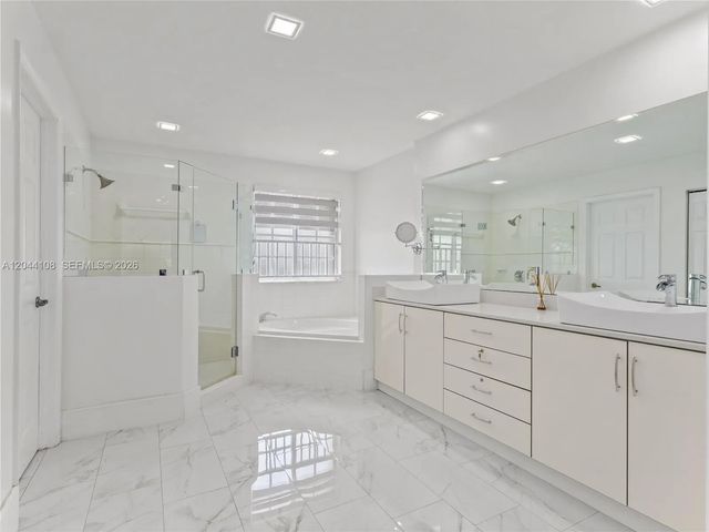 5 of 48 - 7086 Nw 116th Court, Doral, FL