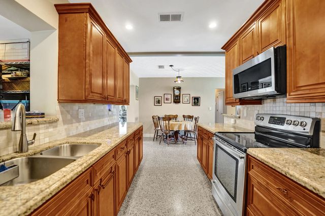 4 of 15 - 501 Ne 28th Street, Wilton Manors, FL