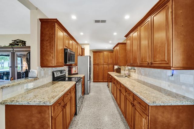 5 of 15 - 501 Ne 28th Street, Wilton Manors, FL