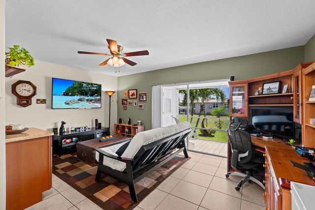 5 of 22 - 312 Ne 17th Avenue #203, Boynton Beach, FL