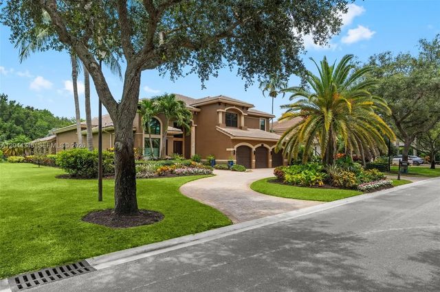 2 of 112 - 2982 E Lake Vista Circle, Davie, FL