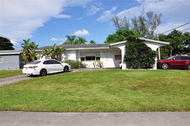 2 of 27 - 5630 Sw 55th Avenue, Davie, FL