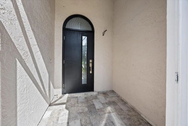 3 of 34 - 160 Ne Twylite Terrace, Port St. Lucie, FL