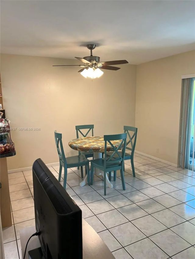 4 of 20 - 3745 Sw 59th Avenue #124, Davie, FL