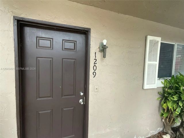 4 of 21 - 1209 Sussex Drive, North Lauderdale, FL