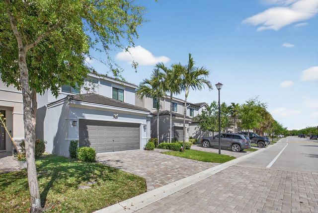 3 of 68 - 325 Nw 33rd Lane, Pompano Beach, FL