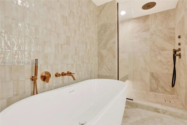 5 of 25 - 1176 97th Street #703, Bay Harbor Islands, FL