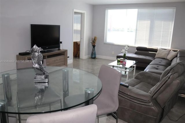 5 of 17 - 1150 Ne 191st Street #37, Miami, FL