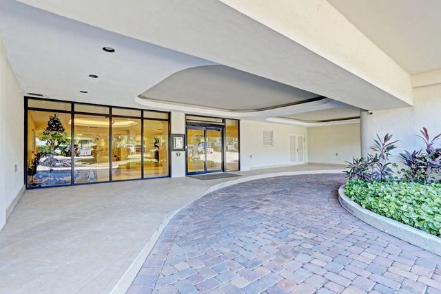 4 of 68 - 3440 S Ocean Boulevard #105s, Palm Beach, FL