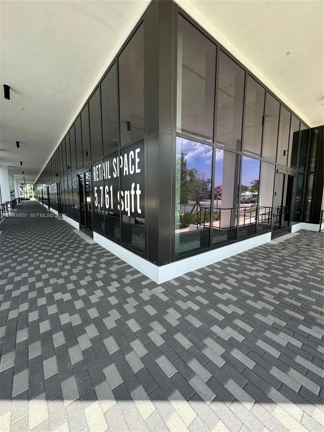 5 of 15 - 800 N Federal Highway #910, Hallandale Beach, FL