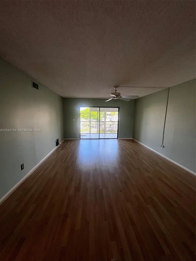 4 of 9 - 4975 E Sabal Palm Boulevard #304, Tamarac, FL