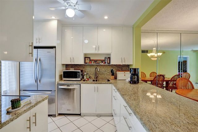 3 of 28 - 1461 S Ocean Boulevard #303, Lauderdale-By-The-Sea, FL