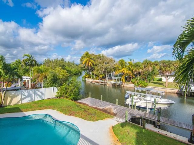 3 of 30 - 721 Shore Drive, Vero Beach, FL