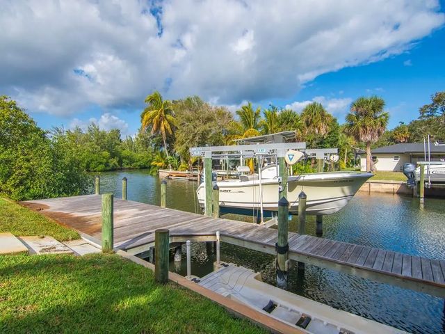 4 of 30 - 721 Shore Drive, Vero Beach, FL