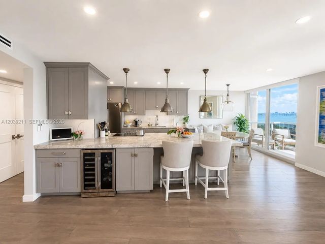 5 of 47 - 9 Island Avenue #1114, Miami Beach, FL