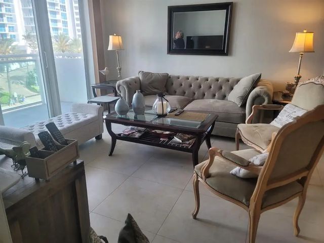 5 of 39 - 3000 S Ocean Drive #302, Hollywood, FL